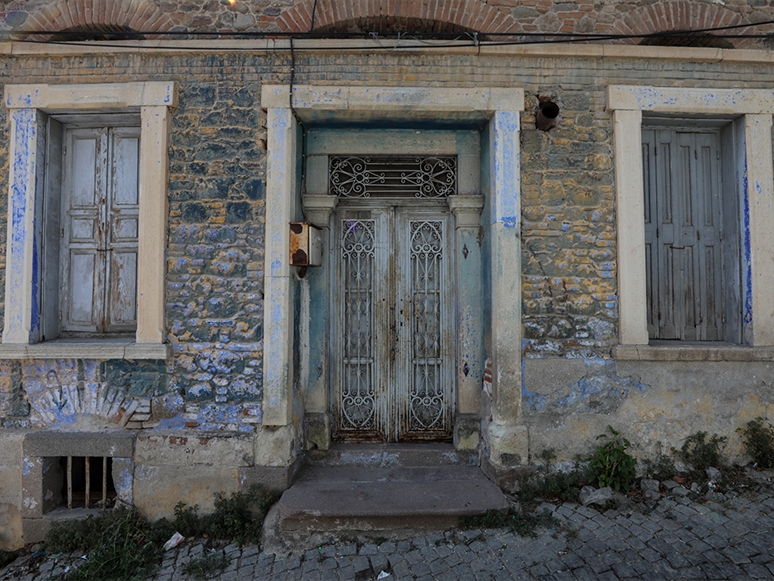 Bergama’nın Eski Evleri ve Dar Sokakları
